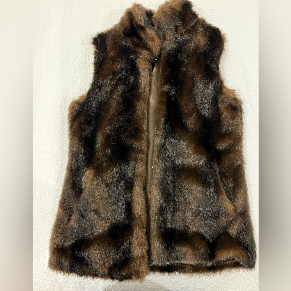 Aqua By Bloomingdale’s Faux Fur Vest Gem